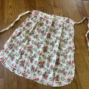 Vintage 50s Apron Cotton Floral Black White Red Half Retro Kitchen RicRac Pocket